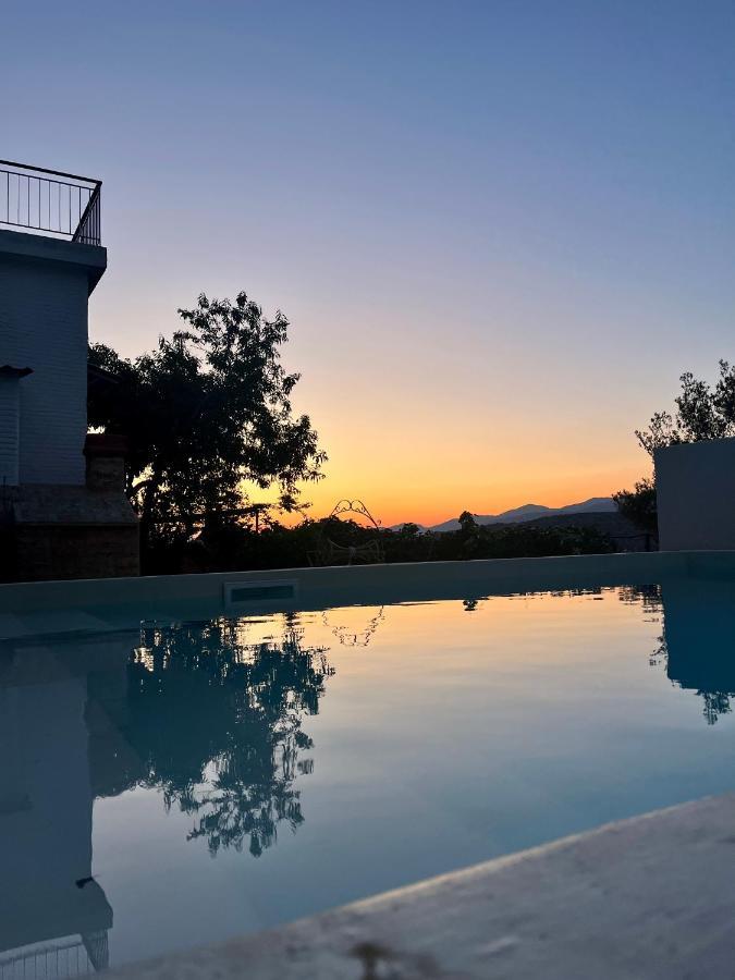 Theodore Resort Agios Georgios  Екстер'єр фото